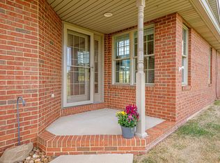 18935 Roscommon Rd, Evansville, IN 47725