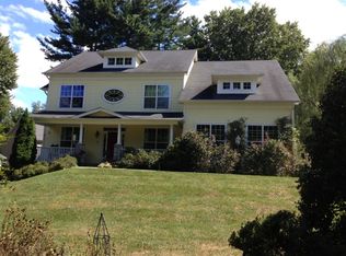 7 Piping Rock Dr, Silver Spring, MD 20905