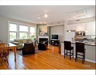 3rd image of 2657 N Burling St #3N
