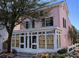 9 W Bridge St, New Hope, PA 18938