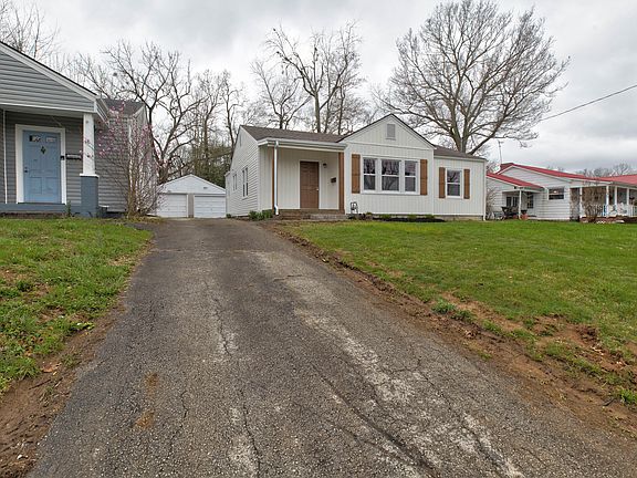 4th image of 20 Maysville Ave