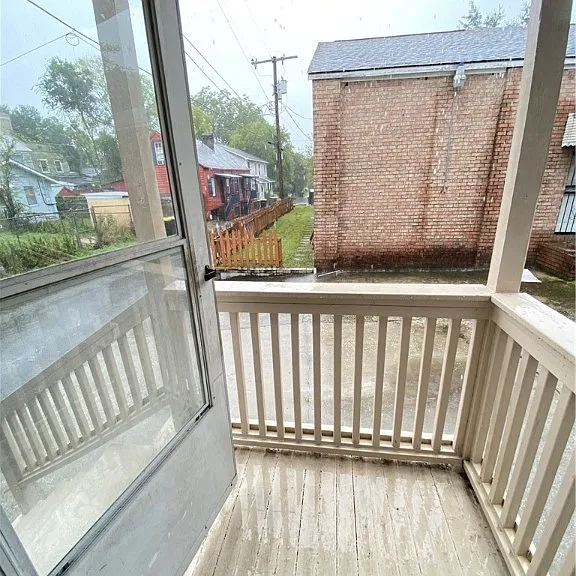 344 Price St — Photo 8