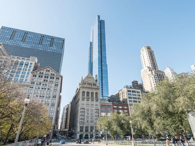 60 E Monroe St #4804, Chicago, IL, 60611