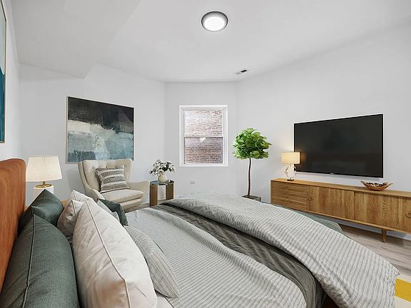 5th image of 8044 S Maryland Ave #1