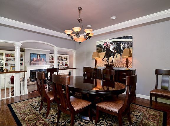 Formal Dining