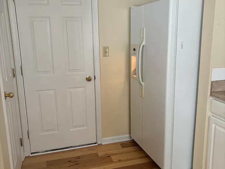 1116 Benjamin Ln — Photo 12