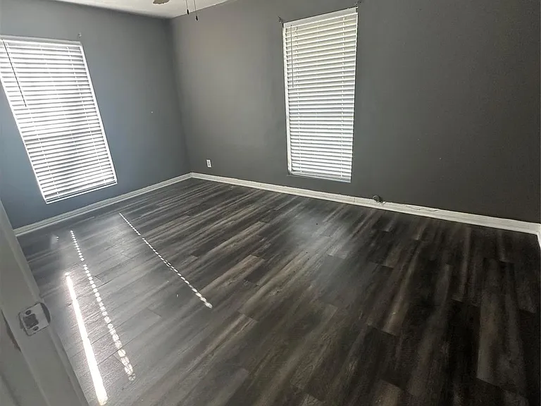 8214 Barkley St — Photo 6