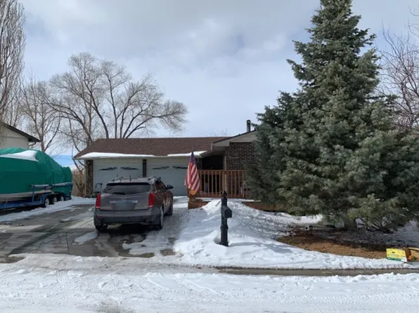 410 Emerald St, Rock Springs, WY 82901
