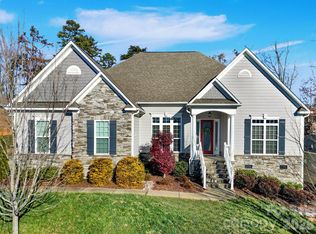 4198 Abernathy Pl, Harrisburg, NC 28075