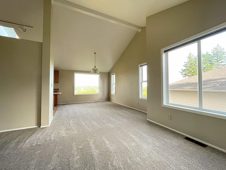 201 E Mountain View Dr — Photo 13
