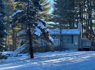 8775 Hidden Lake Dr, Howell, MI 48855