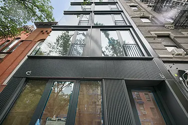 14 Clinton Street in Lower East Side