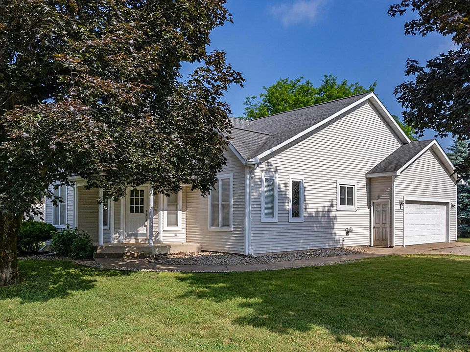 1st image of 5976 Grand Traverse Ln