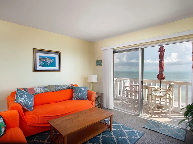 2601 S Roosevelt Blvd #B604 — Photo 3