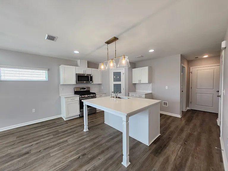 3607 Meadow Vista Ln — Photo 5