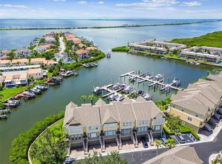 8708 Nautical View Ct, Tampa, FL 33615