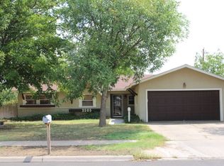 3505 Bandolina Ave, Roswell, NM 88201