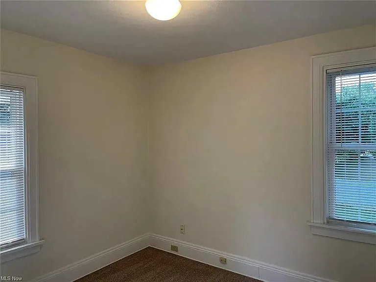 296 Ivy Pl — Photo 13