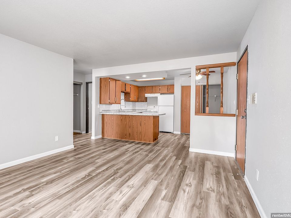 341343 Southtowne Dr L104, South Milwaukee, WI 53172 Zillow