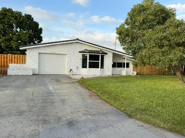 7161 SW 13th St, Pembroke Pines, FL 33023