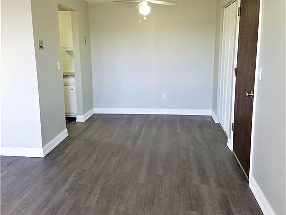 4th image of 40 Cowesett Ave APT 31