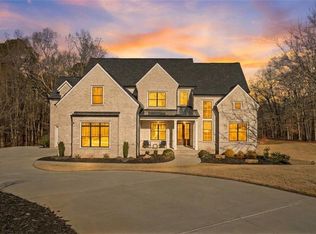 568 Versailles Dr, Auburn, GA 30011