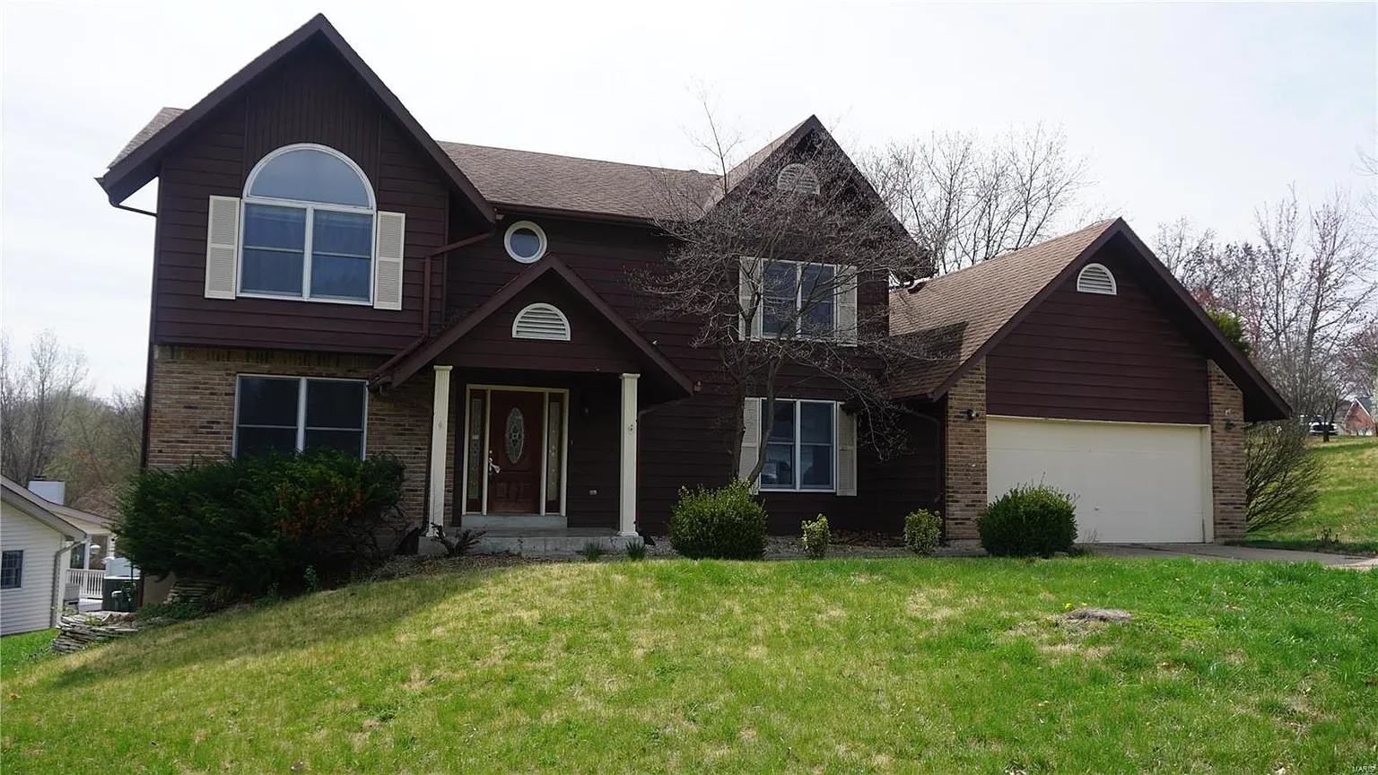 3224 Le Chateaux Dr photo 1