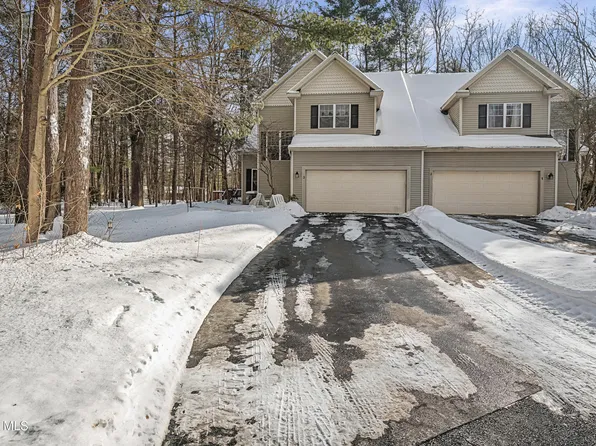 3 Donegal Way, Saratoga Springs, NY 12866