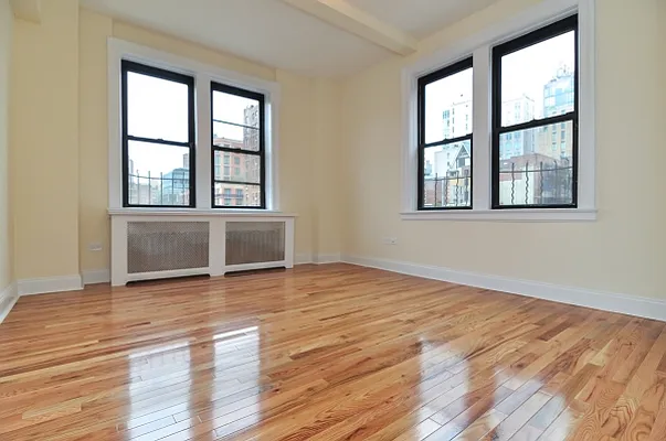 Rented by Citi Habitats | media 28