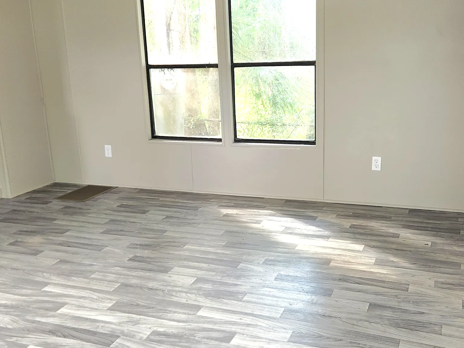 2 bed, 798 sqft, $1,000 — Photo 2