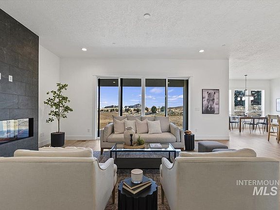 3rd image of 8049 Golden Hills Rd