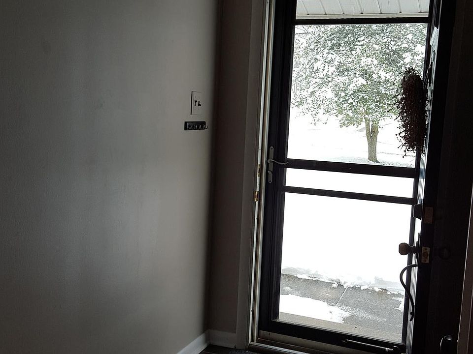 Front door entryway