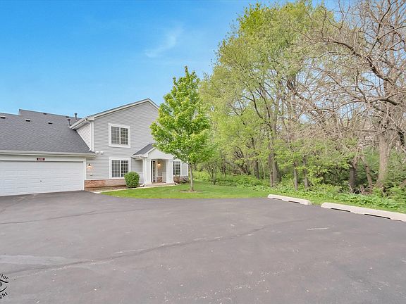 3rd image of 13917 S Cambridge Cir