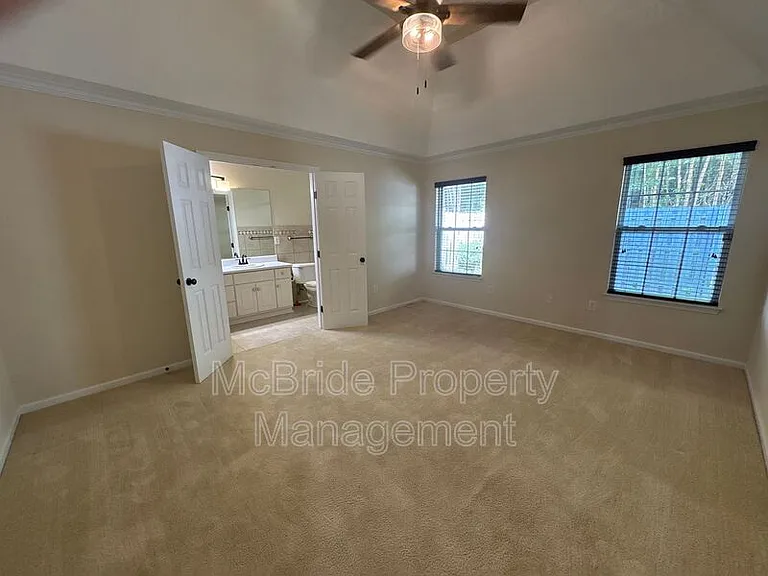 429 Snead Way — Photo 8
