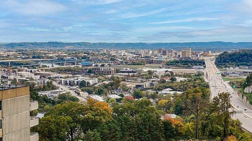 1st image of 1131 Stringers Ridge Rd APT 6B