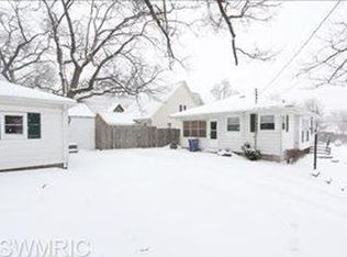 800 Burke Ave NE, Grand Rapids, MI 49503