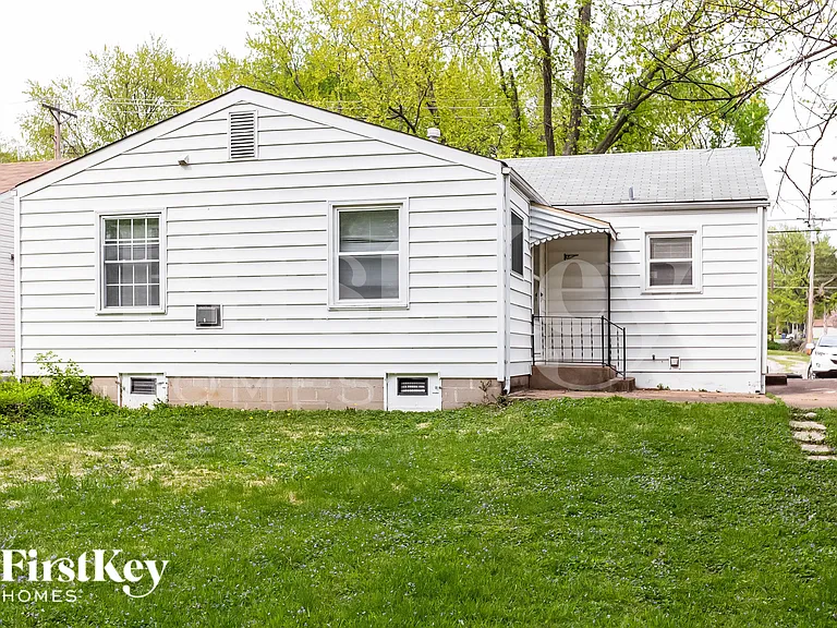 1290 Washington St — Photo 15
