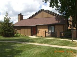 6087 Single Tree Ln, Centerville, OH 45459