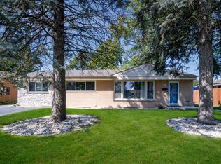 514 S 4th Ave, Des Plaines, IL 60016