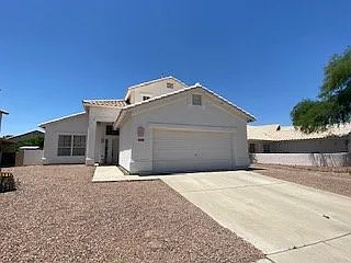3 bed, 2.5 bath, 1980 sqft, $1,875 — Photo 2