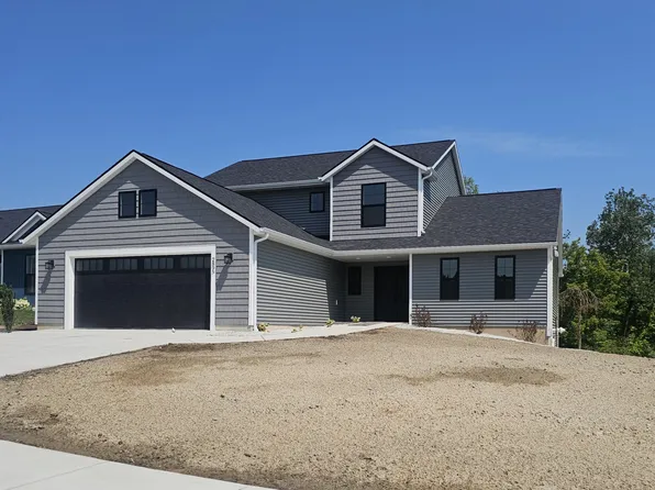 2895 Wildflower Ln SE, Kentwood, MI 49512