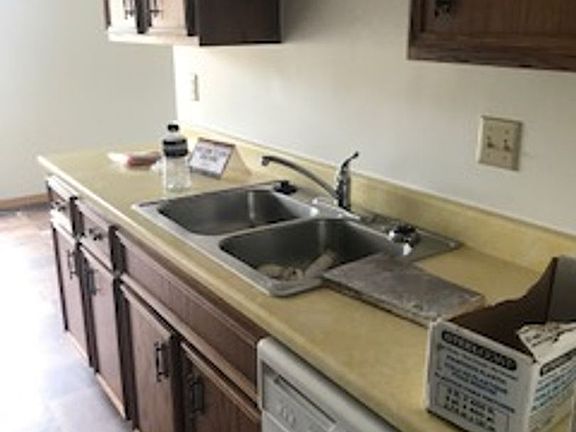 3rd image of 1310 28th Ave S #307