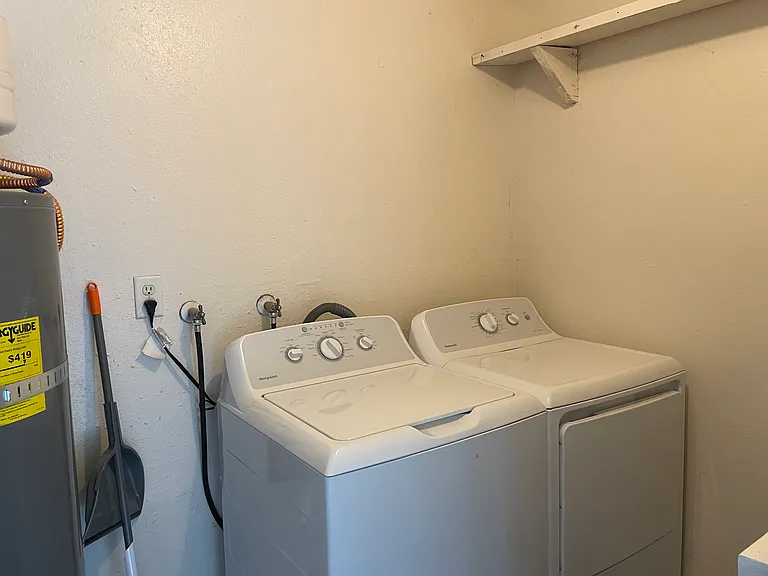 1608 Washington St #3 — Photo 20