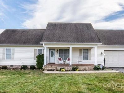 69 Maplewood Ln, Taylorsville, NC, 28681