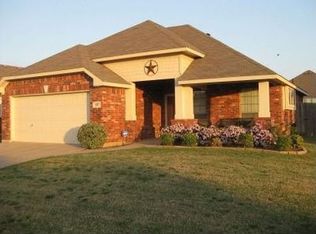 817 Cutting Horse Dr, Mansfield, TX 76063