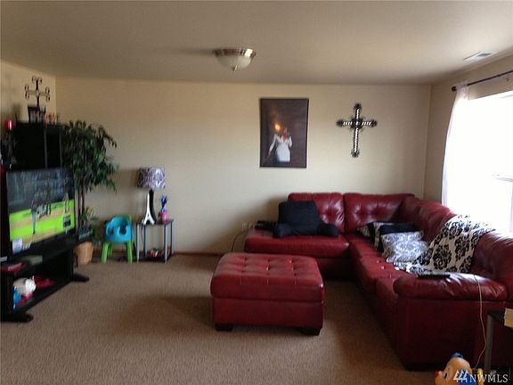 4th image of 308 E Linden Ave