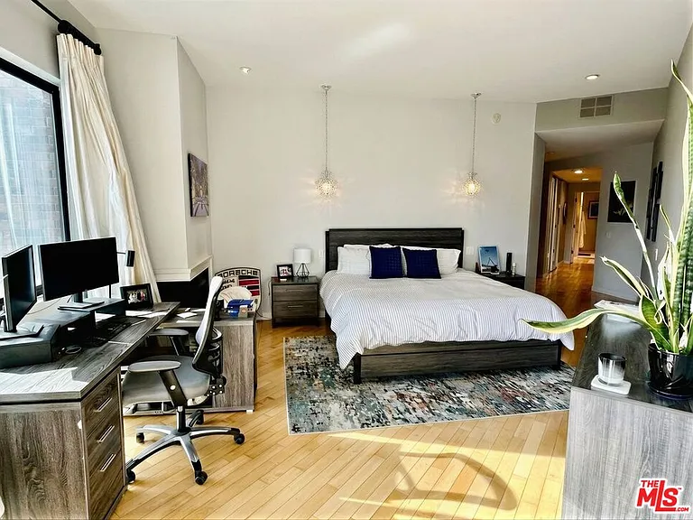 750 S Bundy Dr #203 — Photo 15