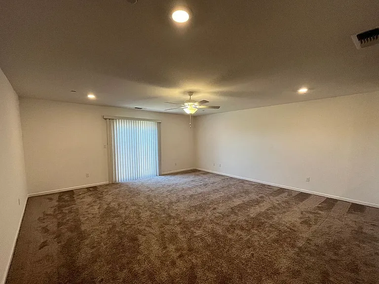 665 Marcus St — Photo 12