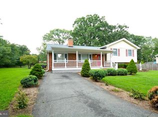 6420 Zekan Ln, Springfield, VA 22150