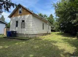 127 Harvey St, Kamsack, SK S0A1S0